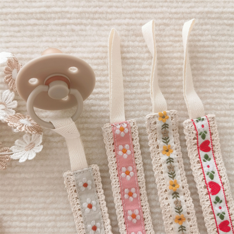 Baby Pacifier Chain Ethnic sty - đánh giá và giá Baby Products Nipples